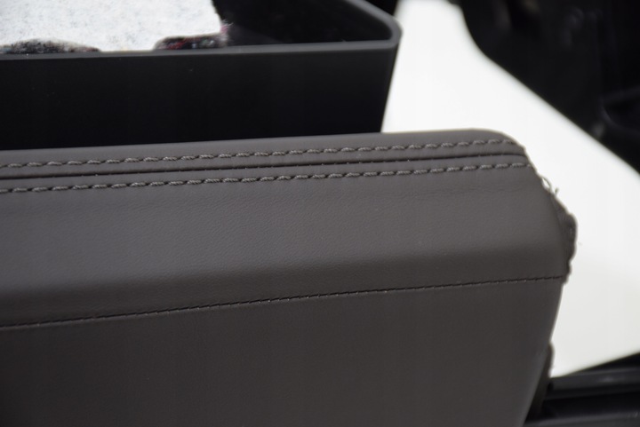 фото №9, Bmw i3 i01 / i01 lci панель раздаточная консоль капот кожа dalbergiabraun