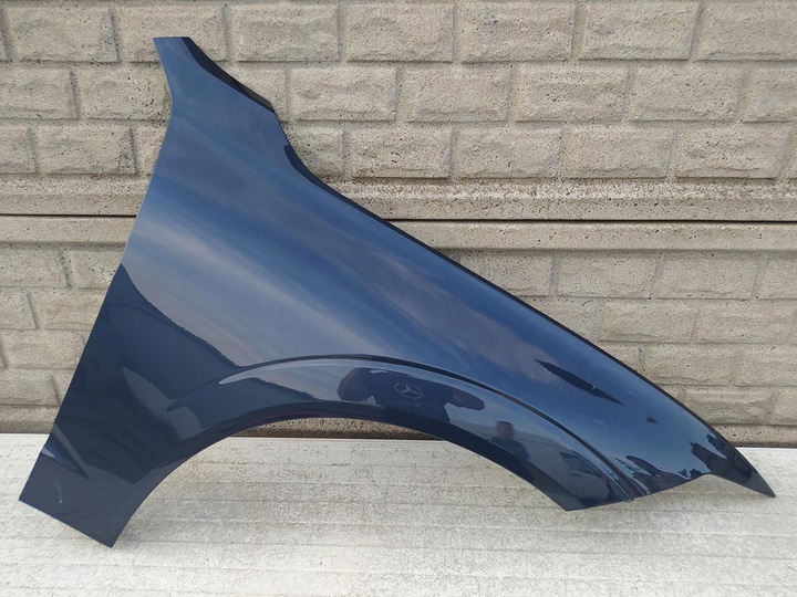 фото №1, Volvo xc60 xc 60 2017-2022 крило праві переднє оригінал