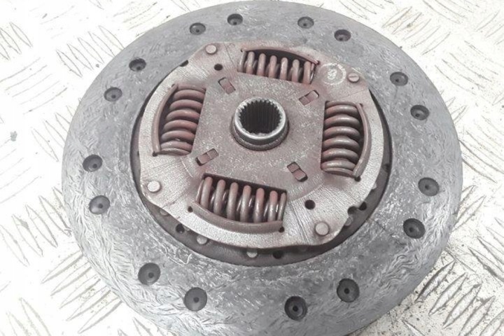 фото №7, Комплект сцепления vw passat b3/b4 3a2, 35i 037105271k 1.8l бензин 66kw