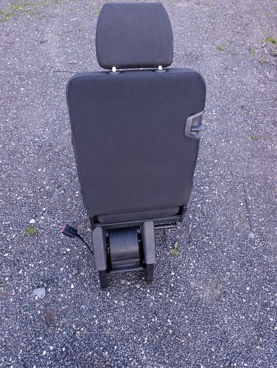 фото №12, Vw t5 t6 сиденье одинарный второй ряд/ 2 ряд koziołek зад/ задний austin