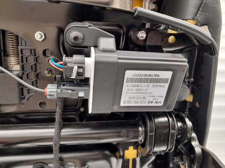 фото №11, Audi a3 s3 8v сиденье пассажира кожа стёганая белая nić з підігрівом