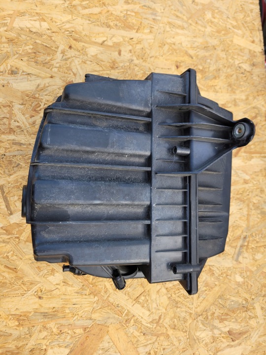 фото №9, Корпус фільтра повітря land rover bj32-9600- ac