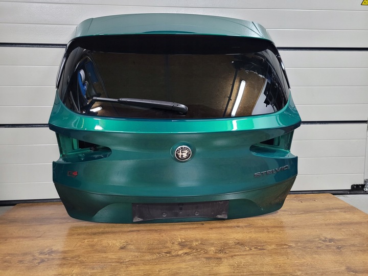 фото №1, Stelvio крышка задняя комплектная камера