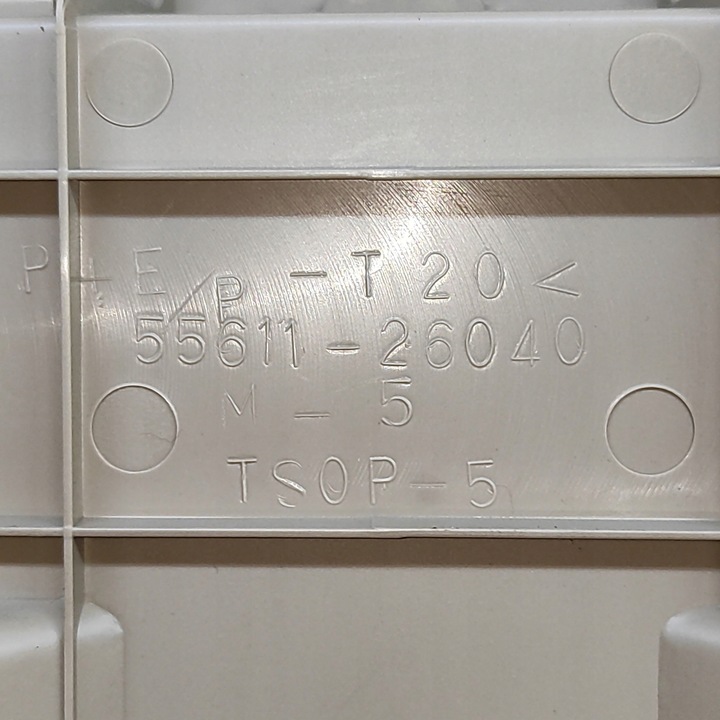 фото №6, Toyota hiace h50, h60, h70 2001 element панели распределительной / dół