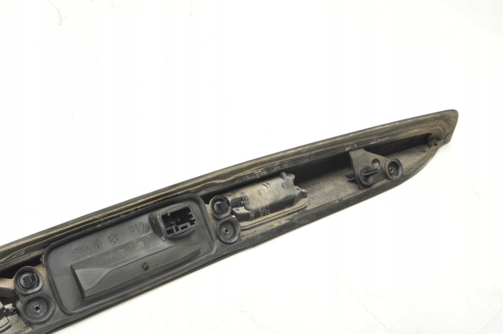 фото №8, Volvo v50 рестайлинг накладка молдинг крышки 30753026