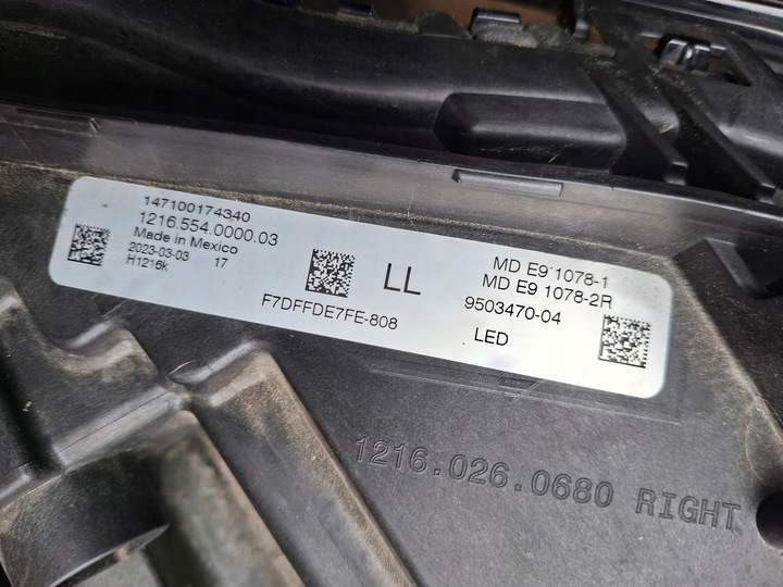 фото №11, Лампа права ліва перед bmw m2 g87 1216.026.0680 1216.025.0680 ідеальна