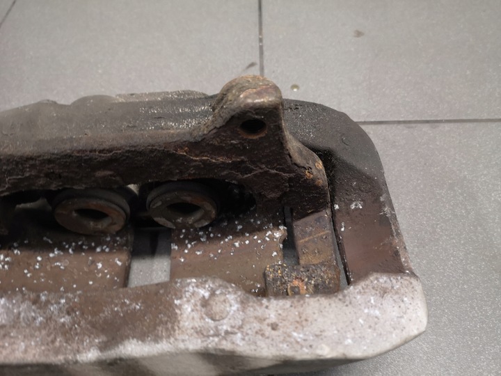 фото №8, Суппорт тормозной левый перед audi vw 360mm