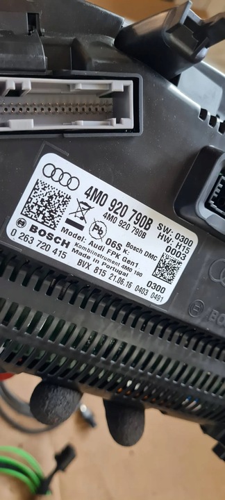 фото №16, Q7 4m ii спідометр  віртуальний капот lcd 4m0920790b 147824km