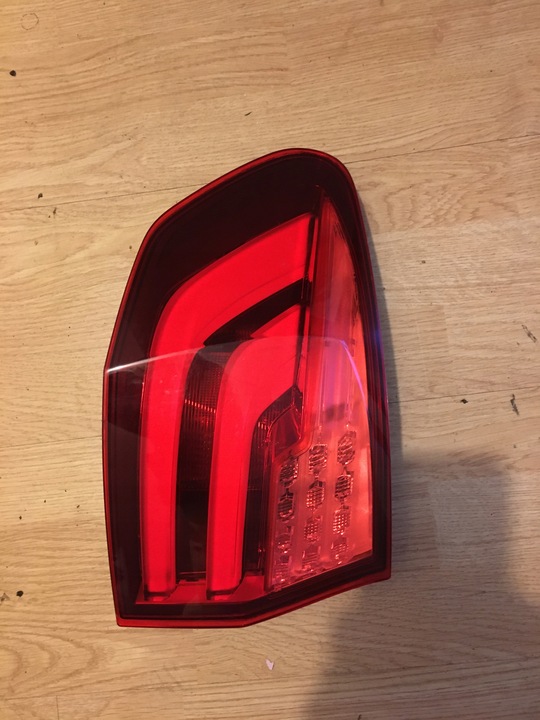 фото №1, Bmw f11 лампа левая зад крыло