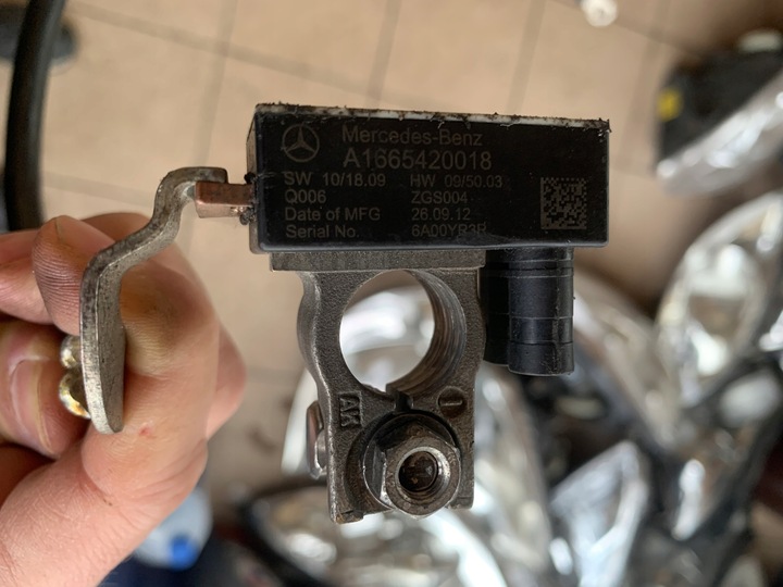 фото №5, Mercedes a клас w176 клема мінусова акумулятора