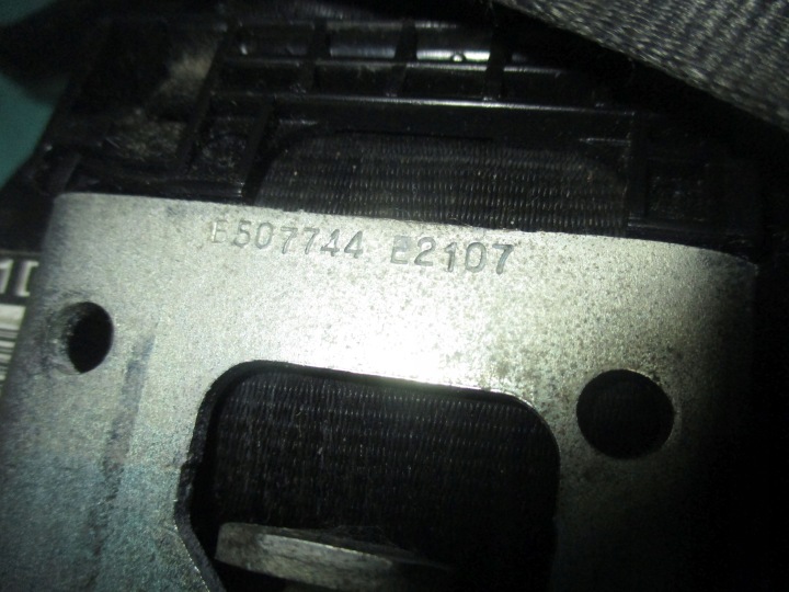 фото №5, Peugeot 308 i 10r pas безопасности правое перед 96863714 b507744xx