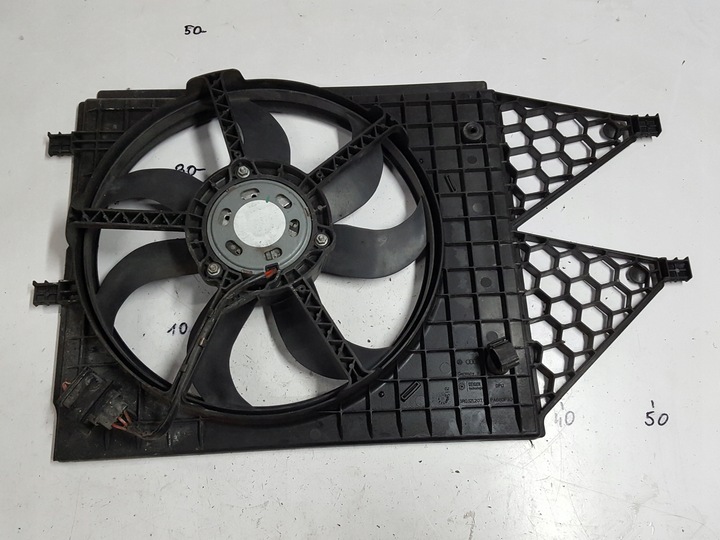 фото №1, Vw polo 6r 09-14r 1.6 tdi вентилятор радиатор 6r0121207q