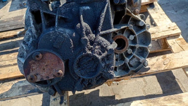 фото №9, Коробка передач 4m5r-7002-vc ford focus mk2 c-max mk1 2.0b