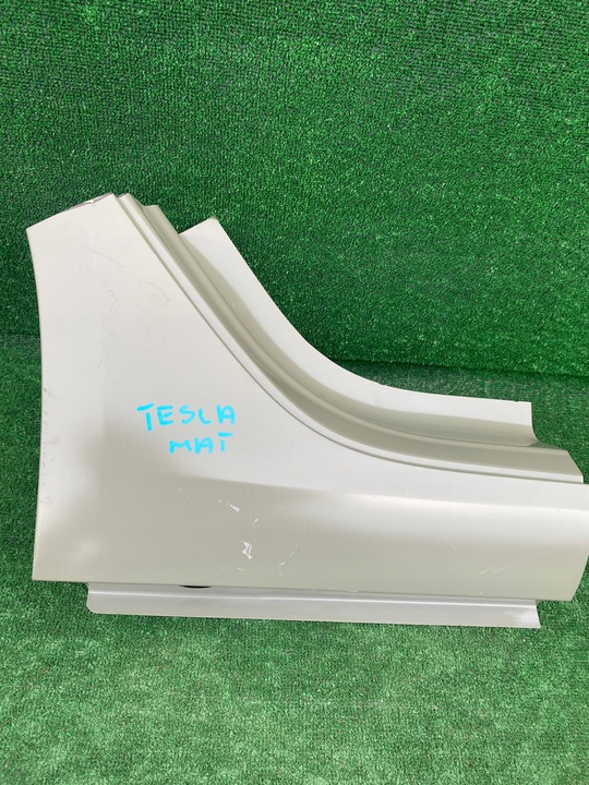 фото №3, Поріг обшивка праві tesla модель 3 1073736-sc-r