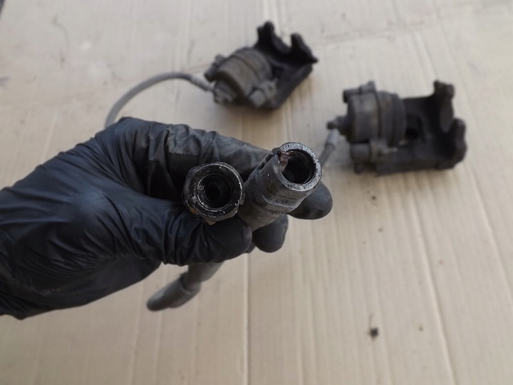 фото №11, Skoda octavia 3 iii 1.6 tdi суппорт тормозной правые левый передняя переднее