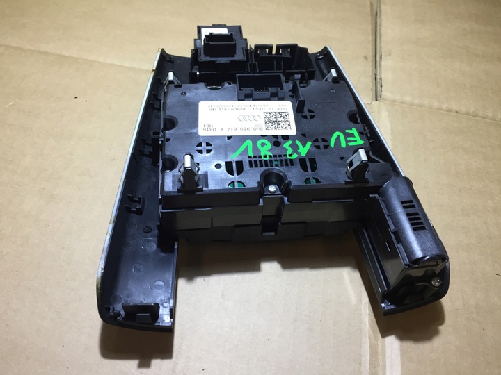 фото №12, Audi a3 8v панель управление mmi европа 8v0919614k
