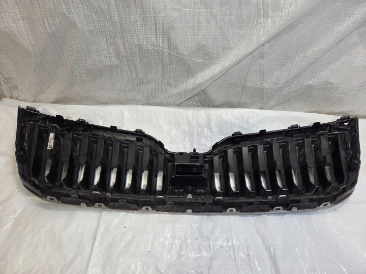 фото №11, Skoda superb 3 iii рестайлінг 3v0853653g решітка радіатора решітка