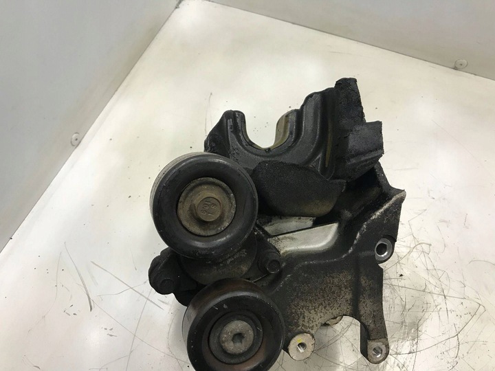 фото №8, Kia carens ii 2008 лапи генератора 2528127