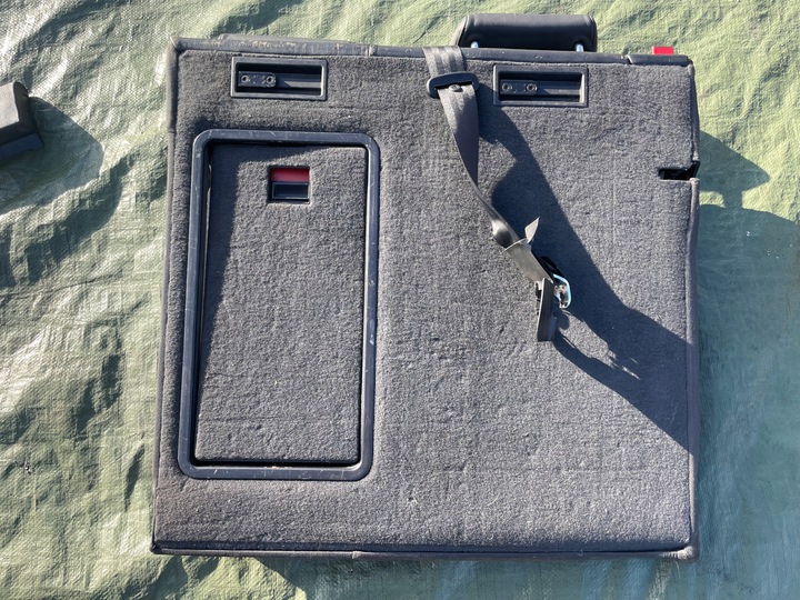 фото №8, Спинка праві сидіння задньої підголівник podłkietnik audi a4 b8 8k шкіра оригінальний номер