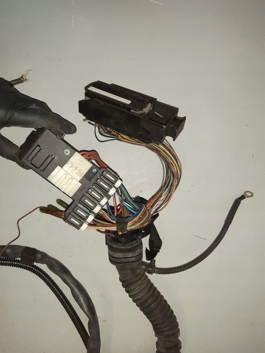 фото №14, Bmw 5 жгут установка двигателя 858352701 53781210