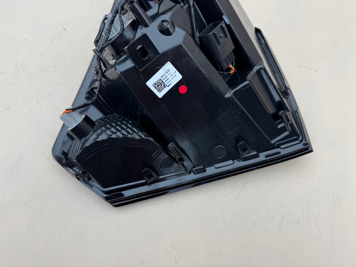 фото №14, Hyundai kona ii 2 23r- лампа правая задняя правые зад 92406-be0