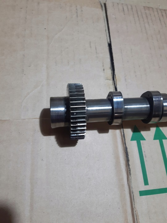 фото №9, Audi q7 4.2 tdi btr вал распределительный вал всасывающий левый 057101bl