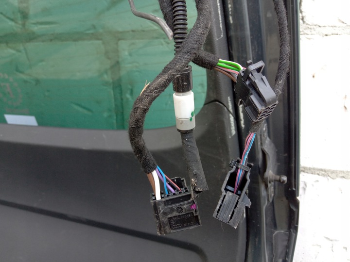 фото №9, Skoda superb iii 2.0d задня кришка багажника скло комплект