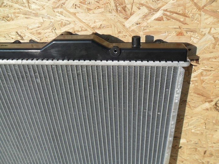 фото №9, Suzuki swift 2005 2006 2007 2008 радіаторів води