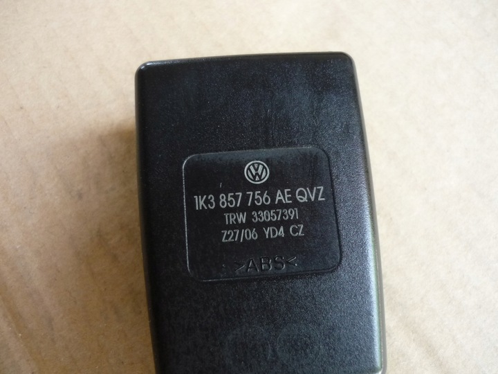 фото №9, Застібка ременя правий перед vw golf v 5 1k3857756ae справна