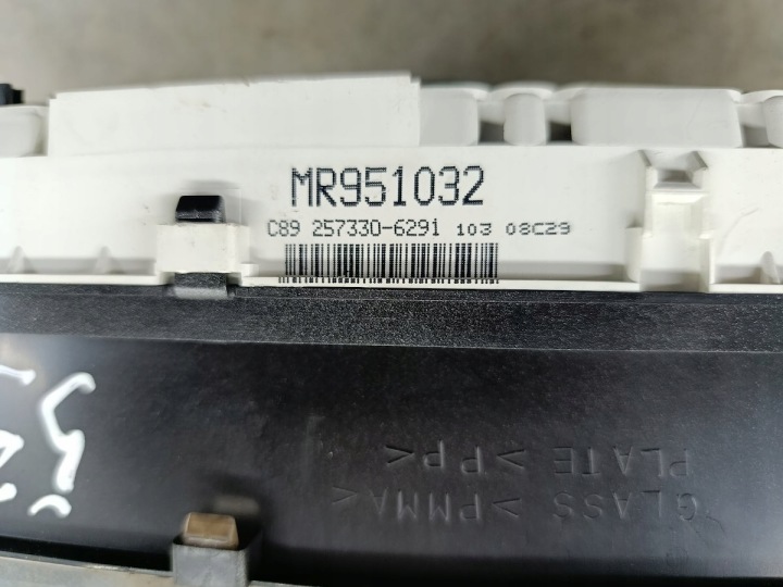 фото №8, Спідометр  mitsubishi pajero pinin mr951032 257330-6291 1.8 16v