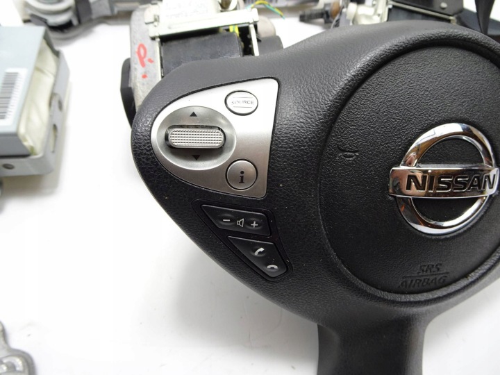 фото №10, Подушки ремни подушка nissan juke f15 англичанин