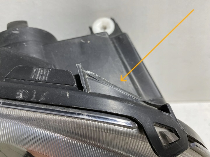 фото №11, Fiat 500 2008 перед сторона правая лампы передние