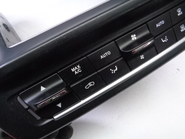 фото №3, Панель рамка ґрати maserati levante 2017-