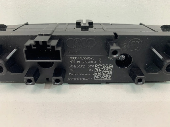 фото №3, Audi a6 c8 a7 c8 a8 d5 панель pdc камера 4n0959673b