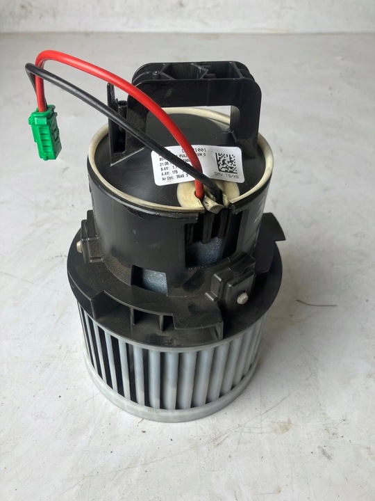 фото №5, Воздуходувка нагревателя peugeot 308 t9 db271001