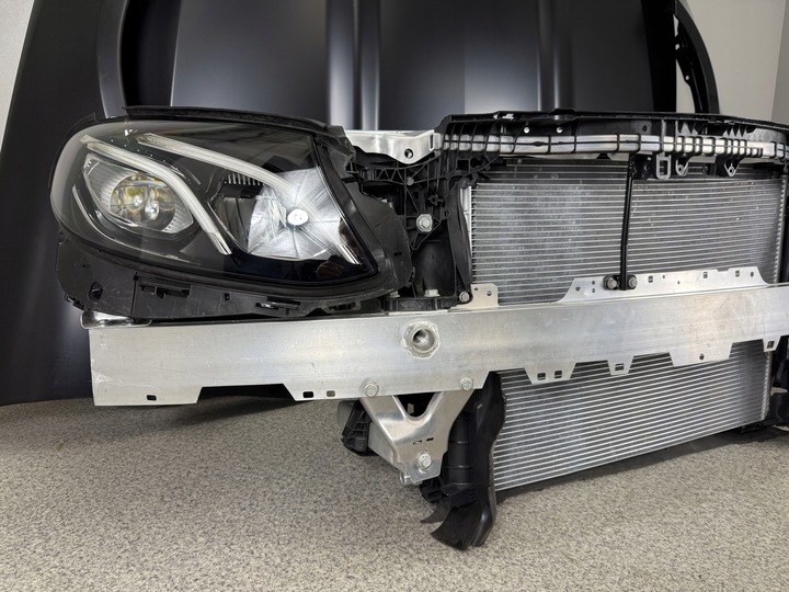 фото №10, Mercedes e w238 238 купе cabrio amg перед бампер капот лампи pas крила