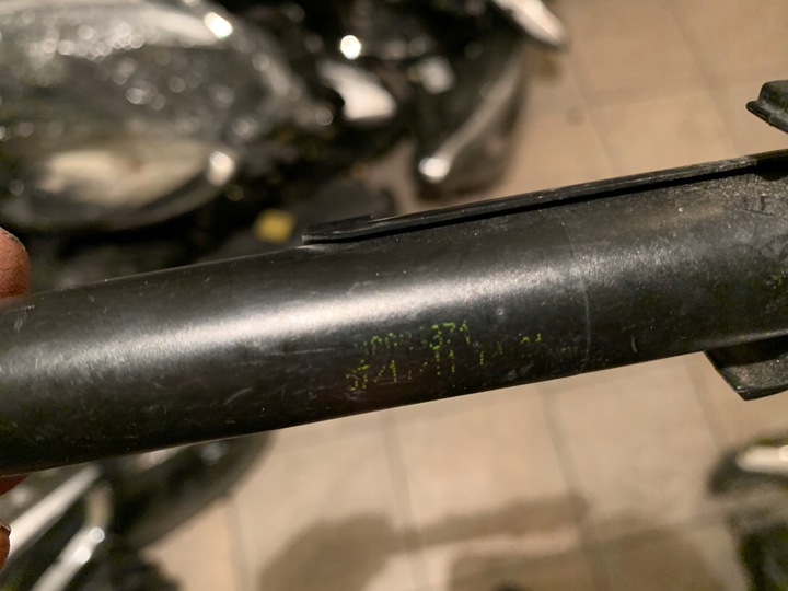 фото №3, Opel zafira c левый распылитель