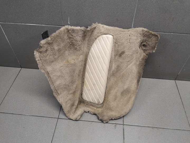 фото №1, Podnóżek audi a8 d2 krem eu 4d1867265b