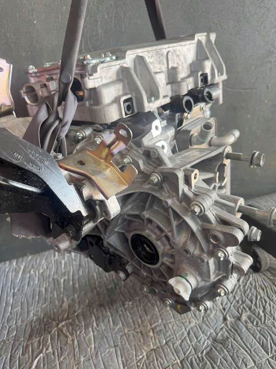 фото №16, Двигун електричний renault megane v e-tech 6am408