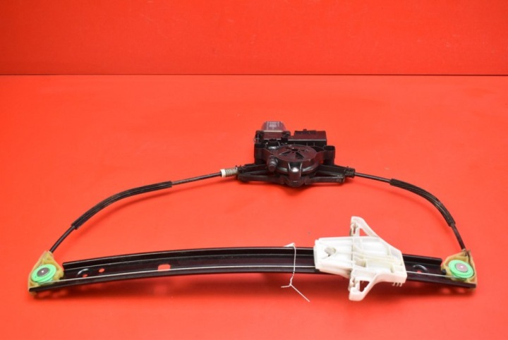 фото №8, Стеклоподъемник правый зад 5e0839462 skoda octavia 3 iii 5d hb 13-17