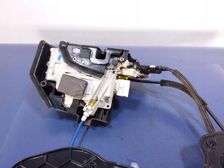 фото №3, Audi s8 d4 4h замок дверь зад правые доводчик 12 pin