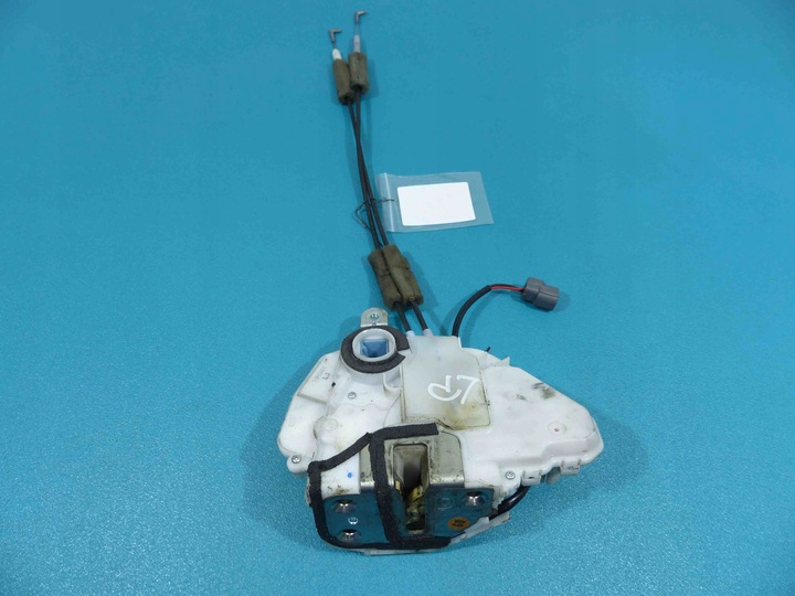 фото №1, Замок перед лівий 7+2 pin legend iv kb1 04- європа