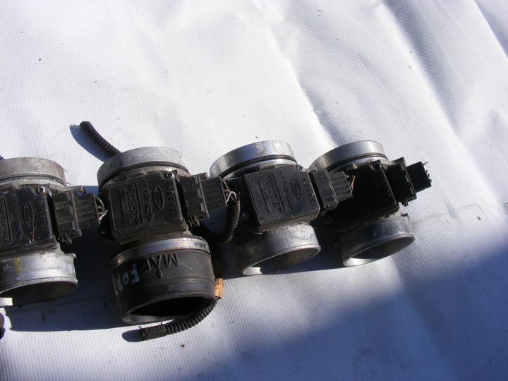 фото №7, Ford mondeo 2 ii mk2 1.6 1.8 16v 2.0 витратомір 93bb12b579ba