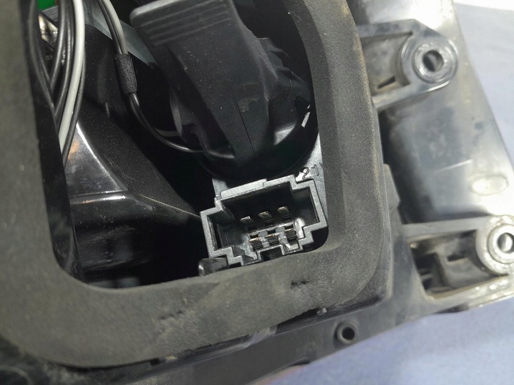 фото №9, Skoda superb iii універсал лампа права задня зад w крило eu 3v9945208