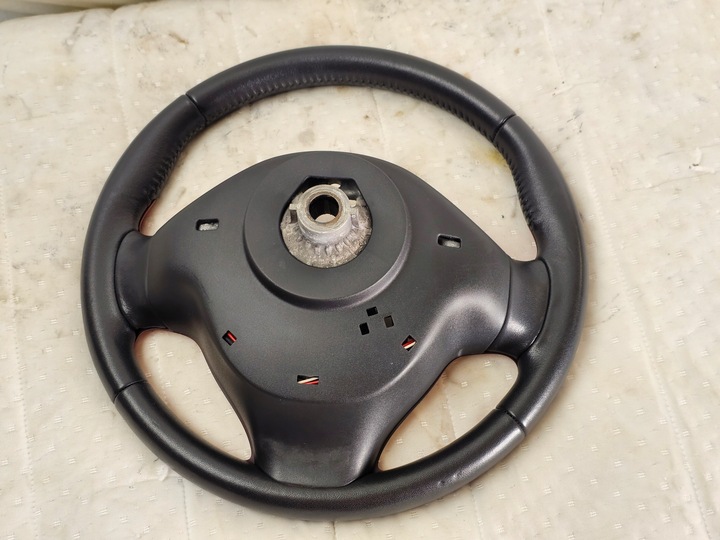 фото №8, Кермо мультифункція renault clio iv шкіра червона r1203