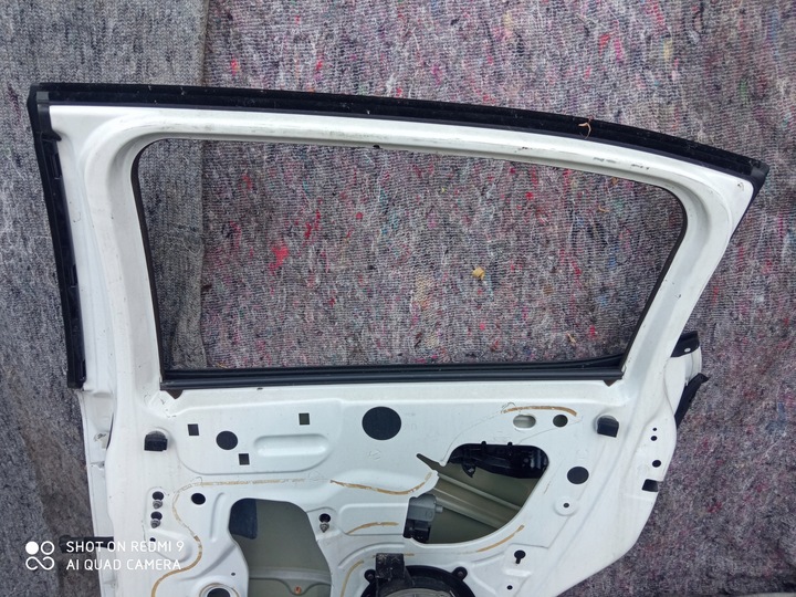 фото №8, Citroen c3 iii дверь правые зад