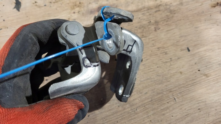 фото №10, Петли дверь правые зад комплект honda civic viii 8 ufo hb 5d nh701m