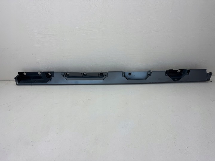 фото №13, Toyota camry viii 8 xv70 17r- молдинг порогова права 75850-33130