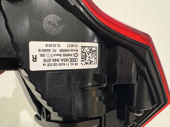 фото №14, Audi q3 ii 83a 18- комплект лампа зад ліва права