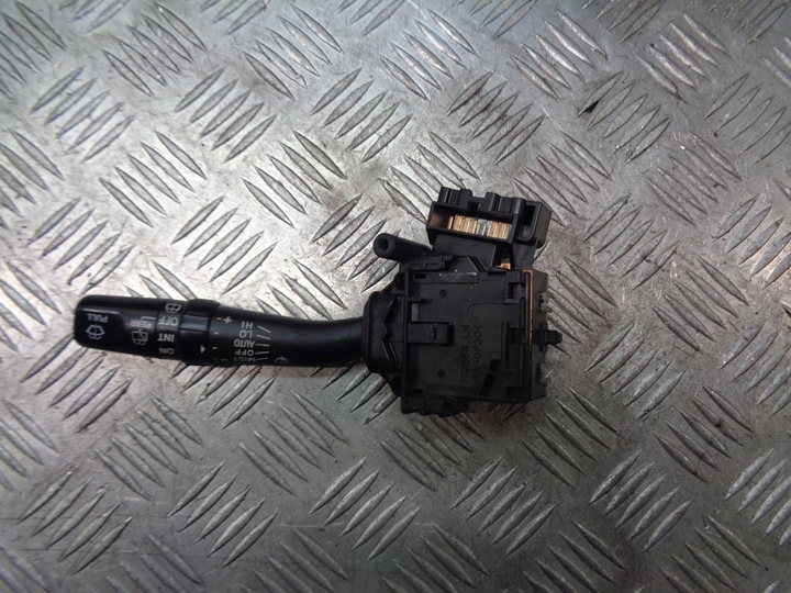фото №1, Переключатель дворник toyota avensis t25 173654